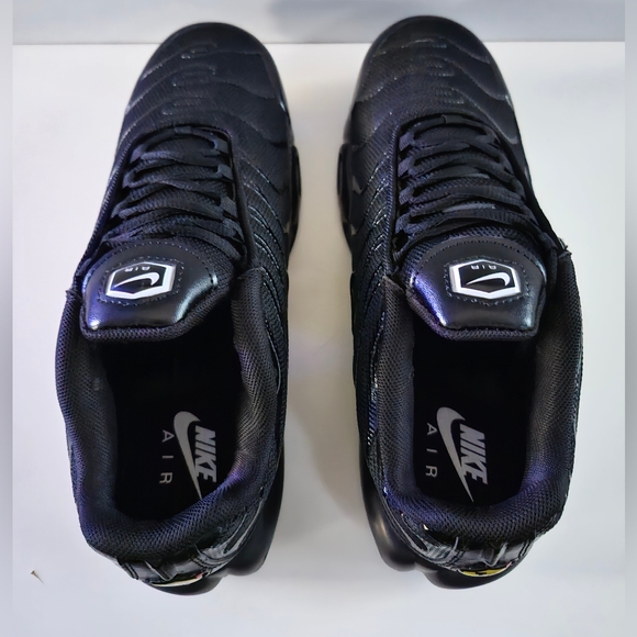 Hot new Women's Nike Airmax Tn Plus unisex size 9 gym shoes - Picture 5 of 5